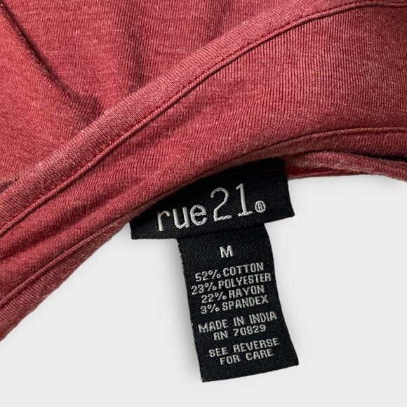 RUE21 Ombre Keyhole Back Tee Maroon to Cream Size M - Picture 3 of 5